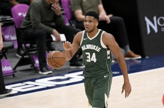 开云体育官网-距离冠军仅一步之遥 字母：还得保持耐心 要沉住气